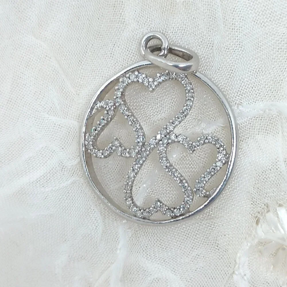 Jane Seymour Open Hearts FAMILY Sterling Silver 1/4 ct  Diamond Necklace 💎  KAY - Picture 3 of 4